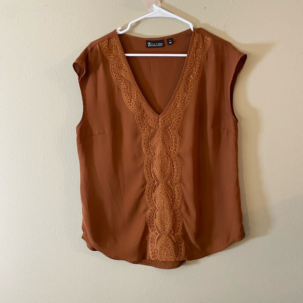 New York & Co Sienna Brown Sleeveless Blouse Sz M